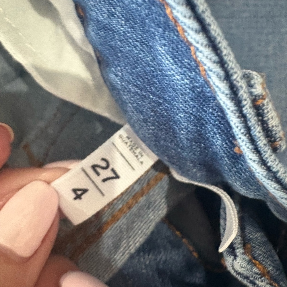 LOFT Mid-Wash Ankle Jeans - Picture 5 of 5